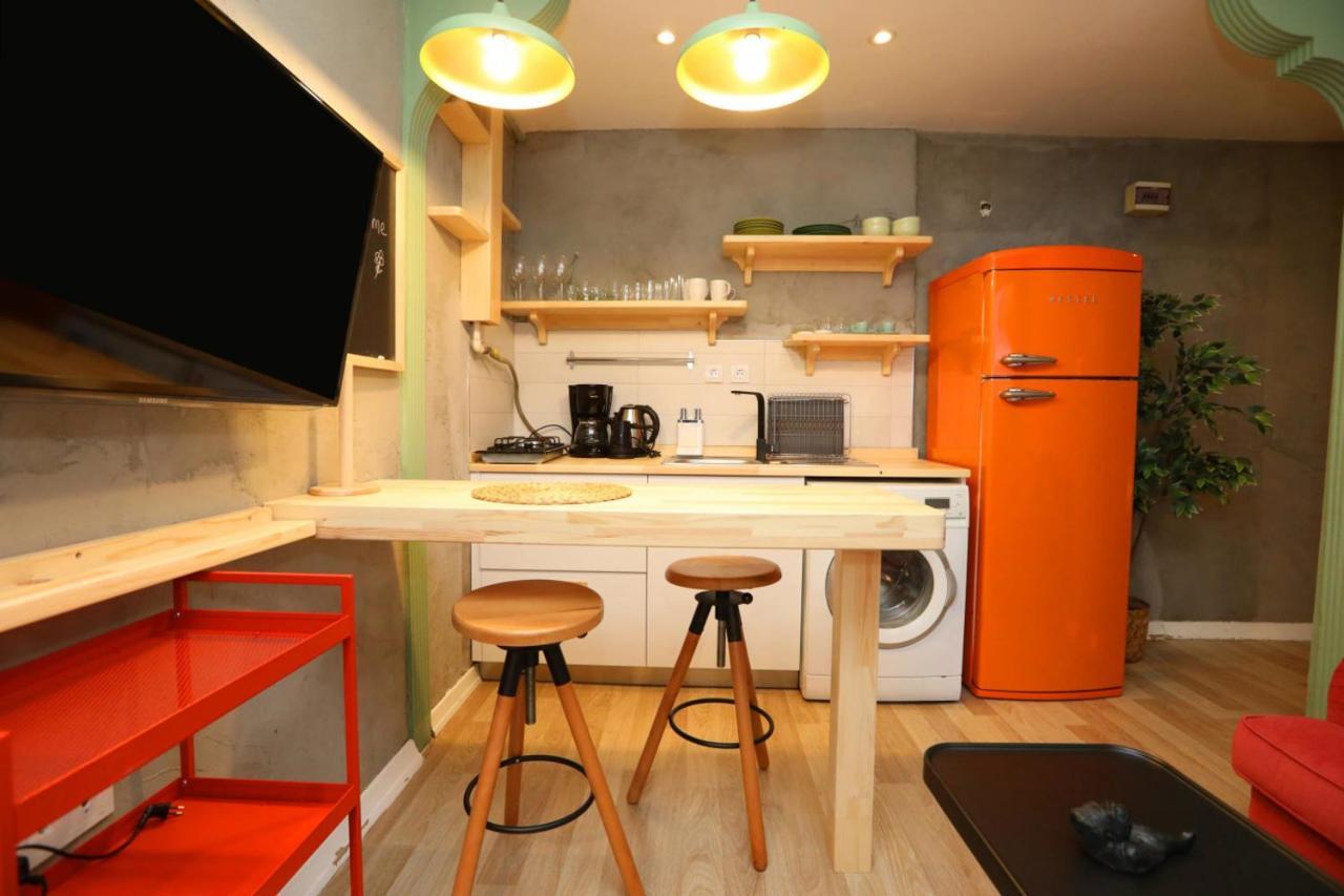 Pleasant Flat Near Taksim Square In Beyoglu Apartment Istanbul Exterior photo